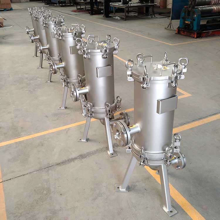 鈦棒過(guò)濾器-整排-(1)