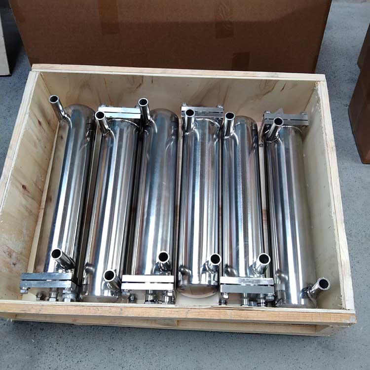 單盤(pán)管冷卻器-整箱-(1)